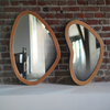 MIROIR EN ROTIN FORME HARICOT